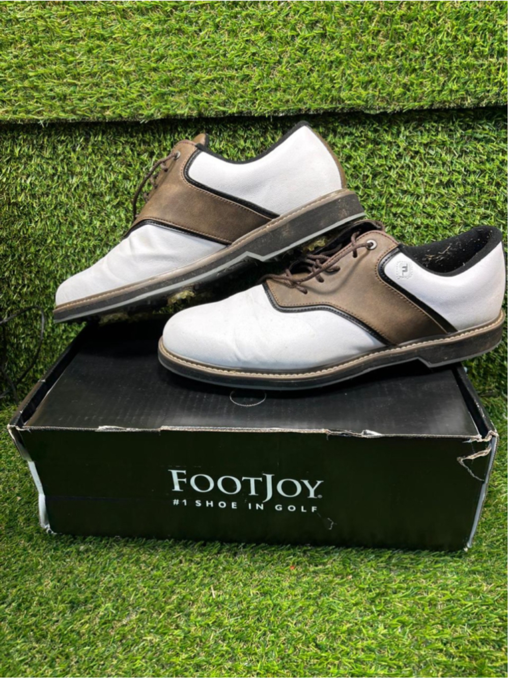 Men's FootJoy Originals Golf Shoes Size 10.5 White and Brown #E121